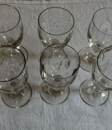 Lot 6 verres anciens  soufflés main 