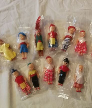 Poupées du monde