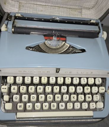 machine à écrire brother deluxe