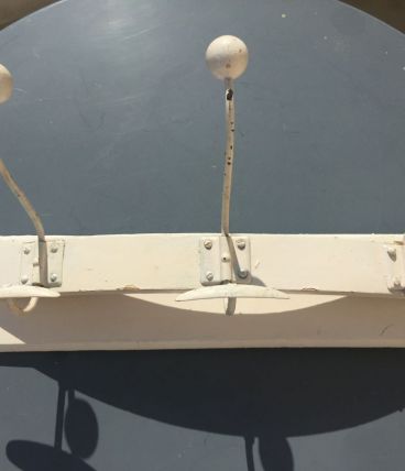 Porte manteau d'écolier année 50