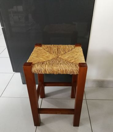 Tabouret en paille 
