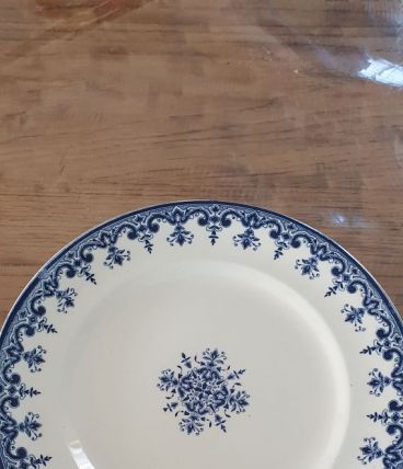 Lot 8 ASSIETTES FAIENCE DE ROUEN