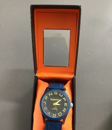 Montre superdry