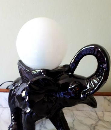 Lampe éléphant et opaline