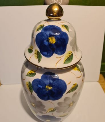Pot porcelaine peint à la main décor floral
