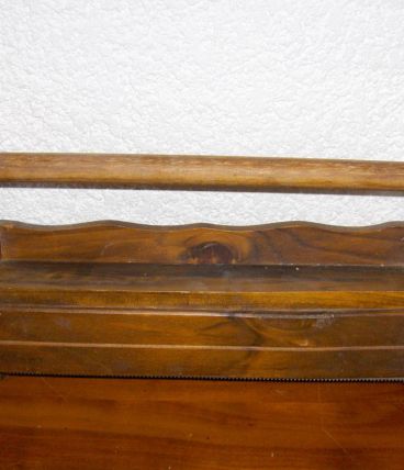 Dérouleur mural vintage en bois 8 euros