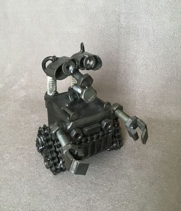 Figurine Wall-e en metal de récupération 