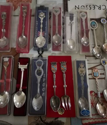 LOT de Petites cuillères de collections anciennes 