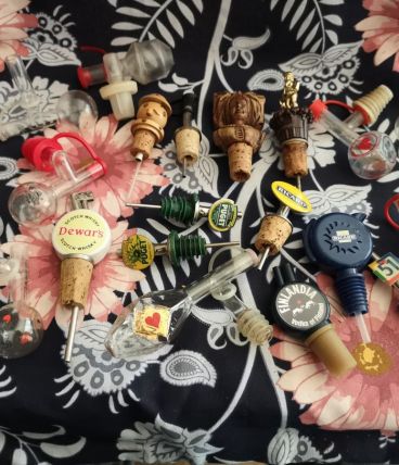 LOT ANCIENS BEC-VERSEURS de boissons Bistrot