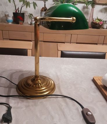 Lampe de notaire, fonctionne parfaitement,  ampoule fournie