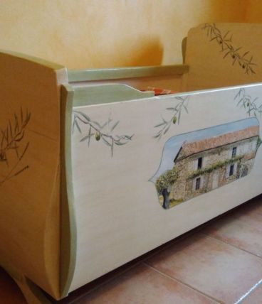 lit bébé année 1945