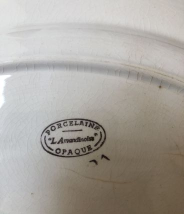 3 pièces de porcelaine ancienne « l’Amandinoise »