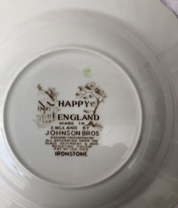 2 assiettes plates Happy England « Johnson Bros »