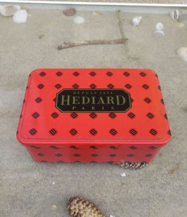 Boîte en métal '' HEDIARD '' 