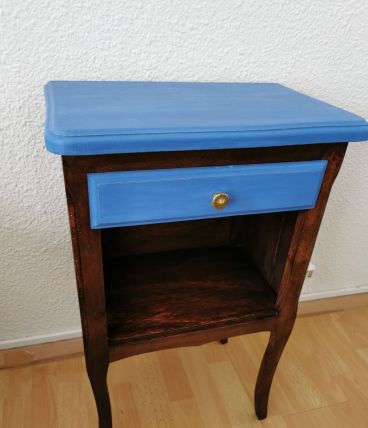 Table de chevet en bois massif relooke