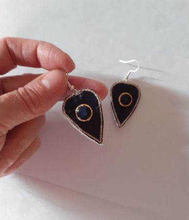 Boucle d'oreille pour femme en tissu skaï brodé 