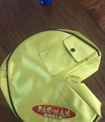 Sacoche collector pac-man world tM 2004