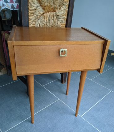 Chevet 1950 pieds compas