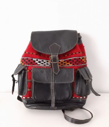 Sac berbère en cuir noir et tissu tissé rouge