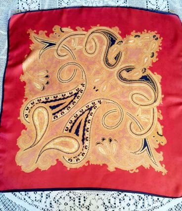 Foulard polyester décor orange