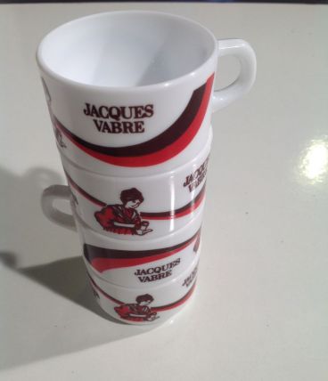 4 petites tasses arcopal Jacques Vabre