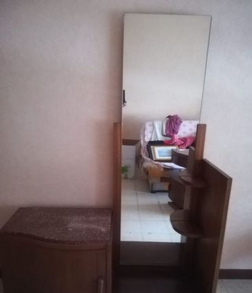 COIFFEUSE ET CHEVET BOIS ET GRANIT ROSE