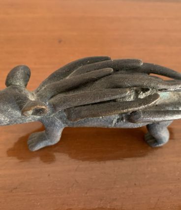 Statuette africaine de porc-épic