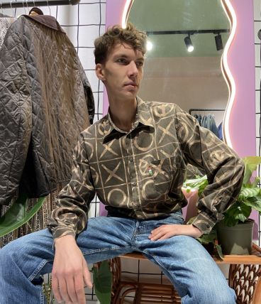 MOSCHINO - CHEMISE MARRON A DETAILS