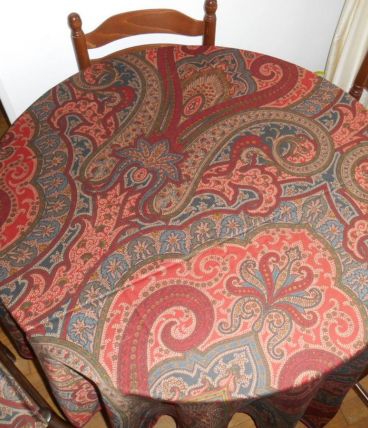  Nappe Ronde + 4 coussins MADURA
