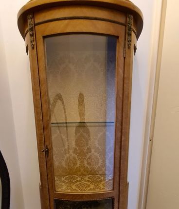 Vitrine style empire