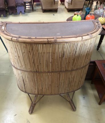 Comptoir de bar intérieur  rotin 