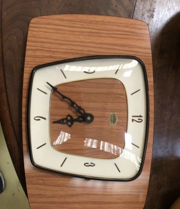 Pendule Formica de cuisine vintage 