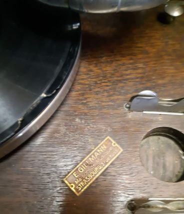 Gramophone La voix de son maître