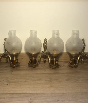 Lot lustre + appliques 