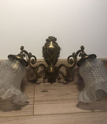 Lot lustre + appliques 