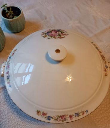 Soupière porcelaine de Limoges 