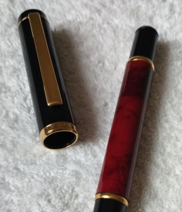 Stylo Bille Walk- Over Club Rouge Marbré Années 90