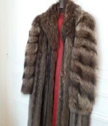 Manteau fourrure marmotte argentée