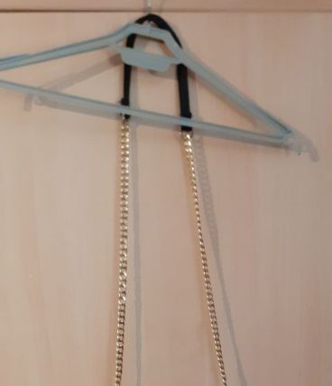 Pochette Imitation Fourrure Noire.