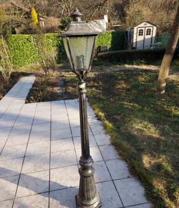 lampadaire d'extérieur