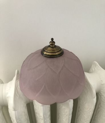 Applique en verre rose vintage 