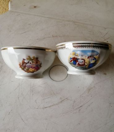 Deux petits bols porcelaine de Solifils