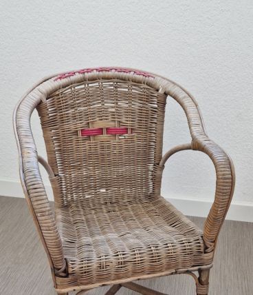 Chaise rétro enfant 