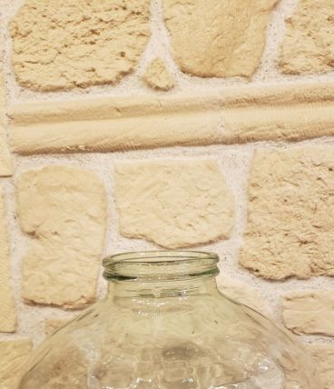 Bonbonnière en verre moulé