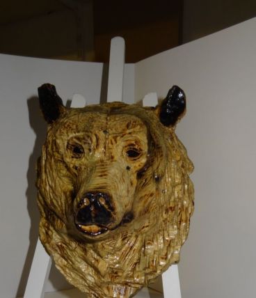 TETE D'OURS  sculture bois realisée main. 