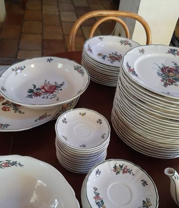 Service table Villeroy et Boch "Alt Strasburg" 90 pièces