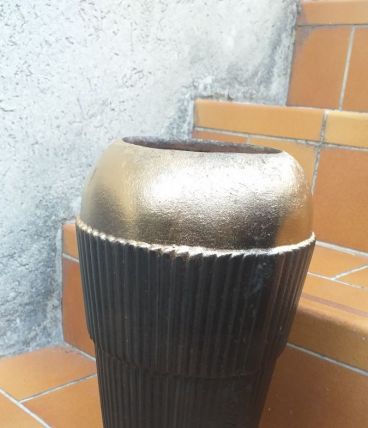 BEAU VASE A FLEURS VINTAGE  METAL1930