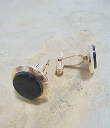 Boutons de manchette