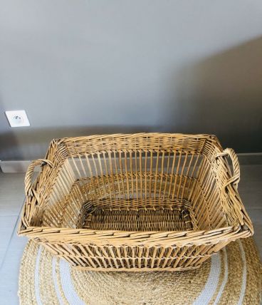 Panier à linge en osier tressé