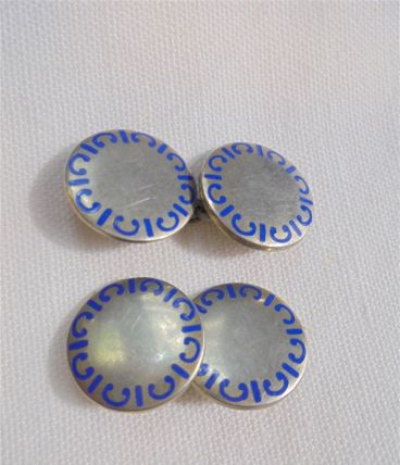 Boutons de manchette